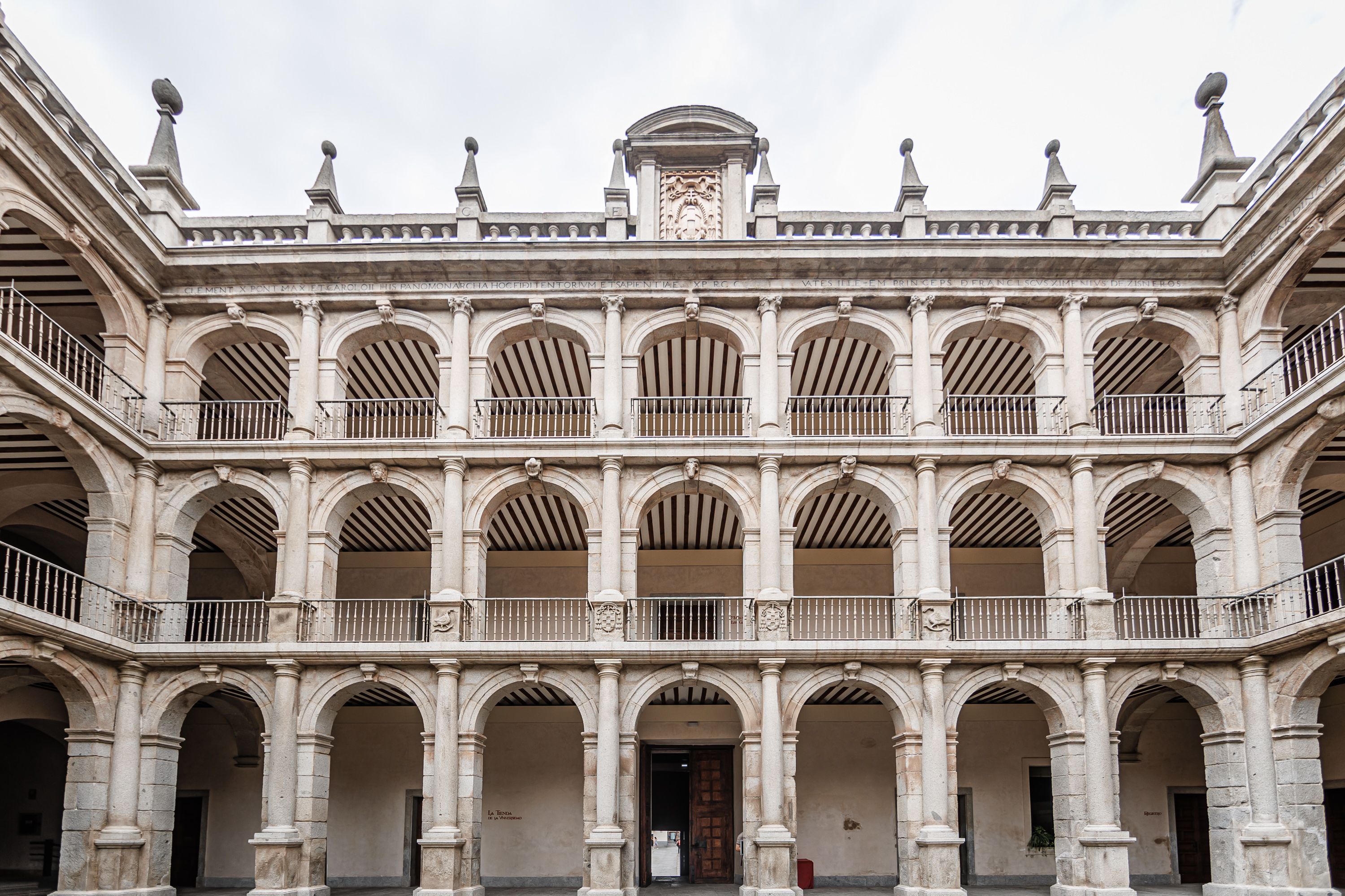 Patio de Santo Tomás de Villanueva