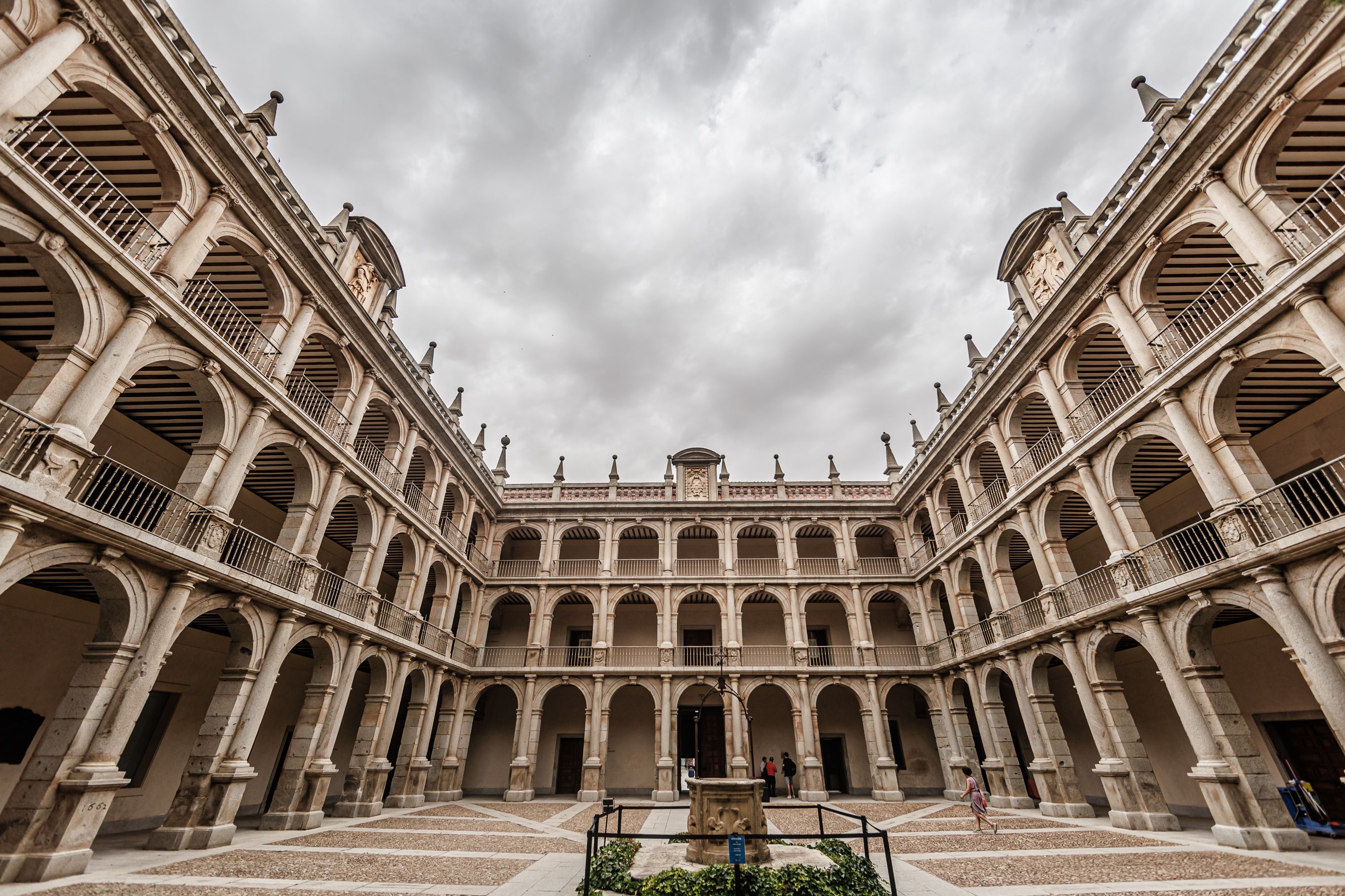 Patio de Santo Tomás de Villanueva
